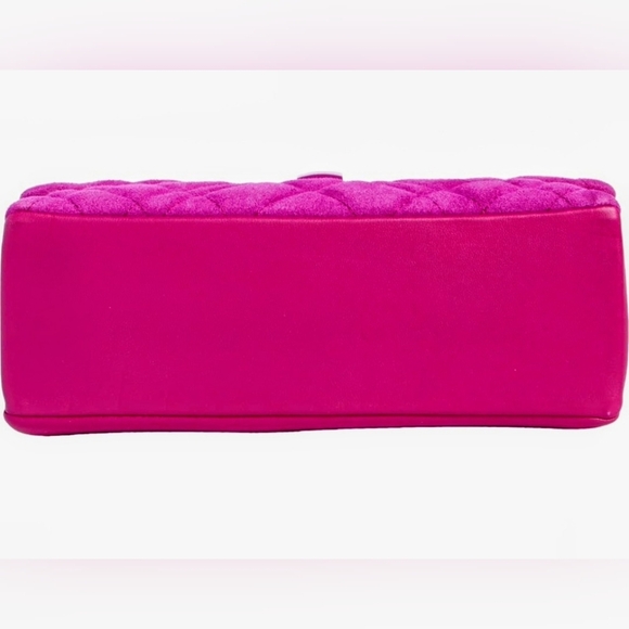 Kurt Geiger London Brixton Lock Shoulder Bag. - Picture 7 of 11